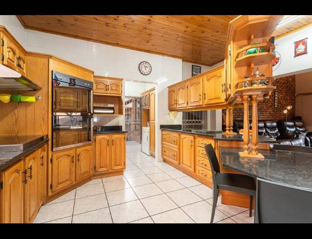 3 BEDROOM HOUSE FOR SALE IN MEYERSDAL